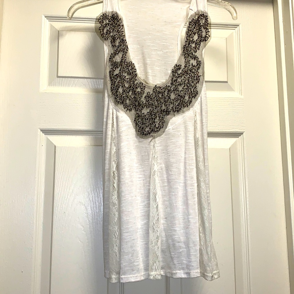 White tank